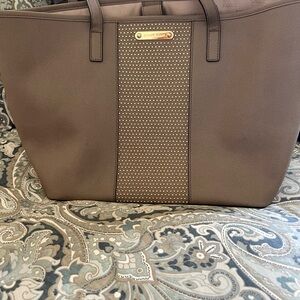 Michael Kors Signature Lined Interior